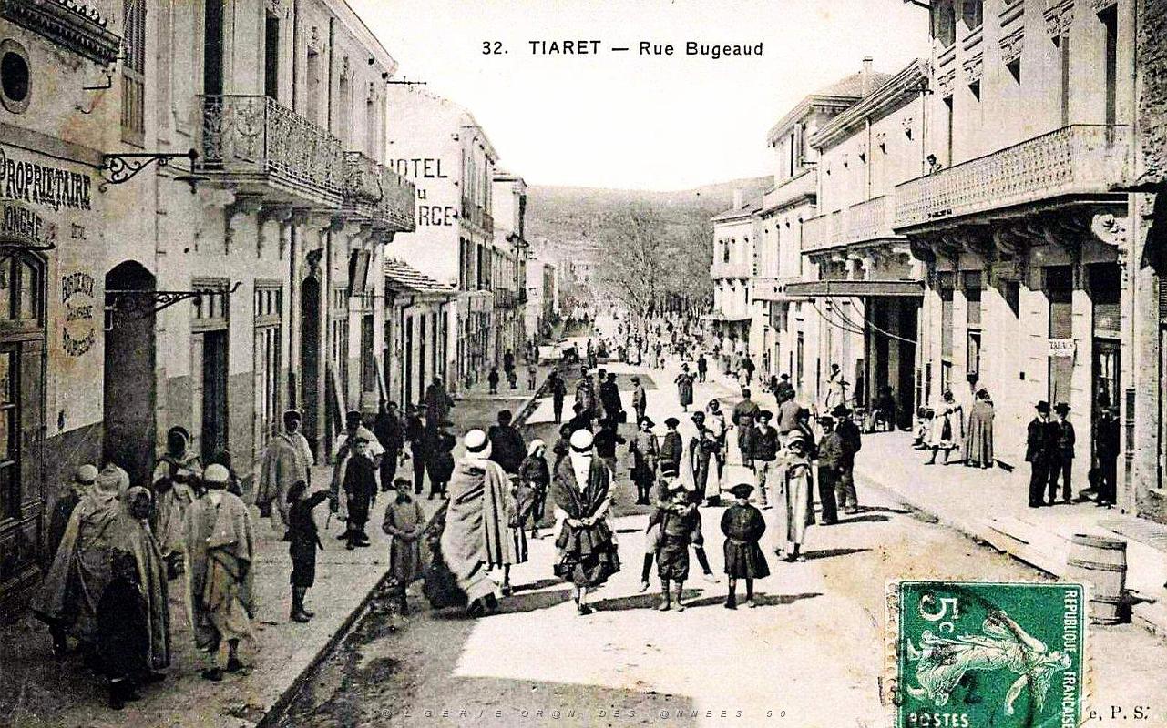 2125- Tiaret - Rue Bugeaud.jpg